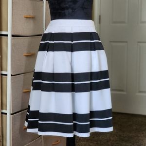 Midi Black and White Express Skirt, True Size 0-4, Modest, A-line